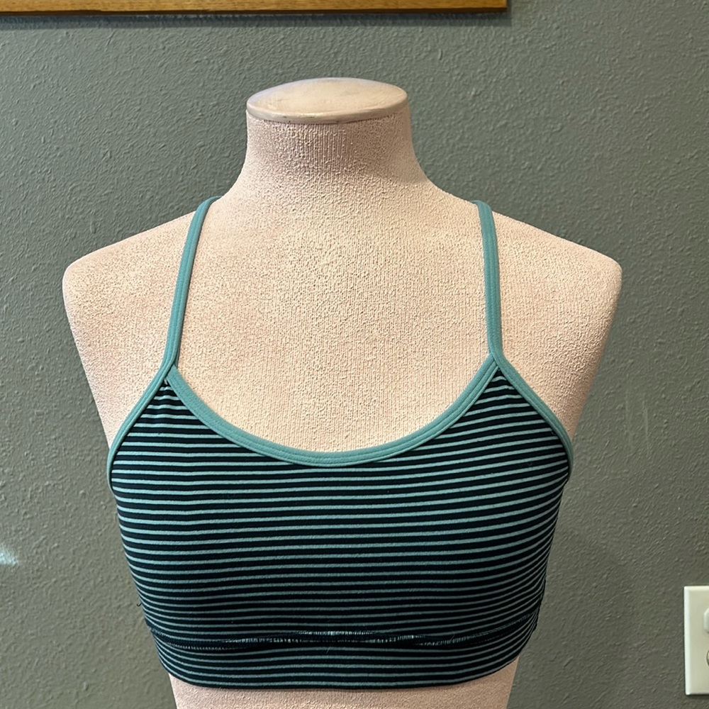 Lululemon Power Y Sports Bra Size Small